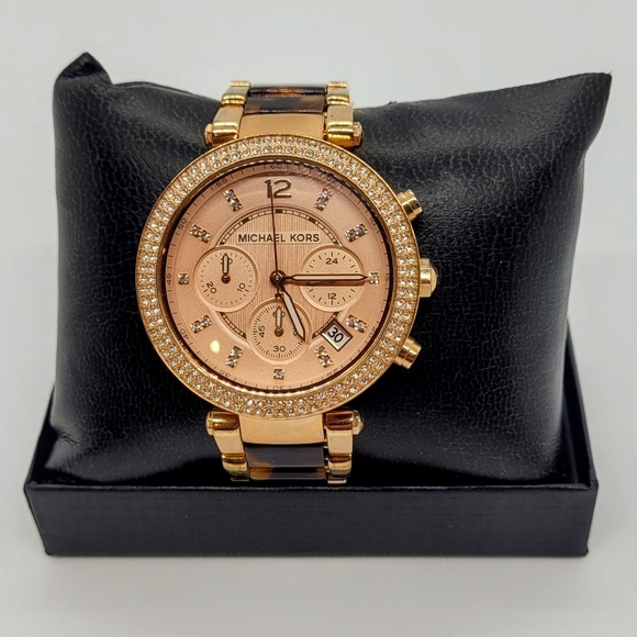 Michael Kors 39 mm Chrono Parker MK5538 Womens Watch - Picture 2 of 7